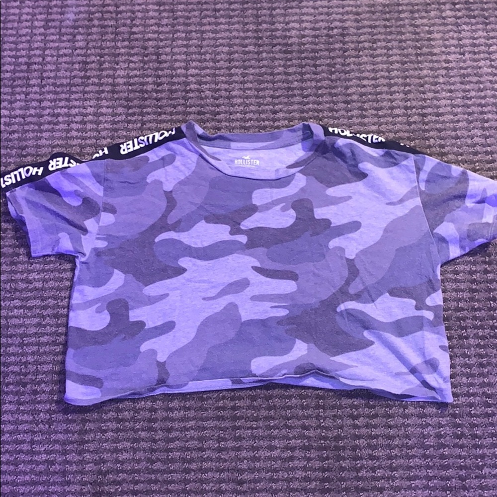 hollister crop top!